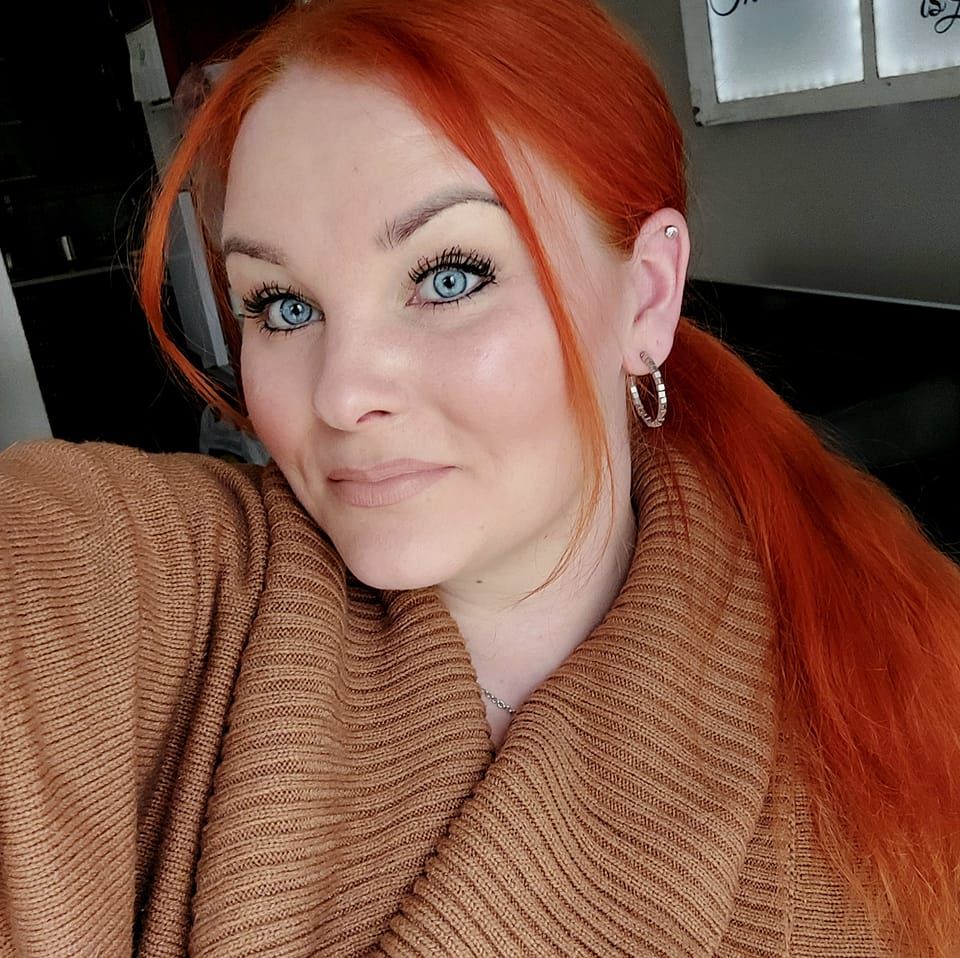 Traumapsykoterapeutti Iina Eng